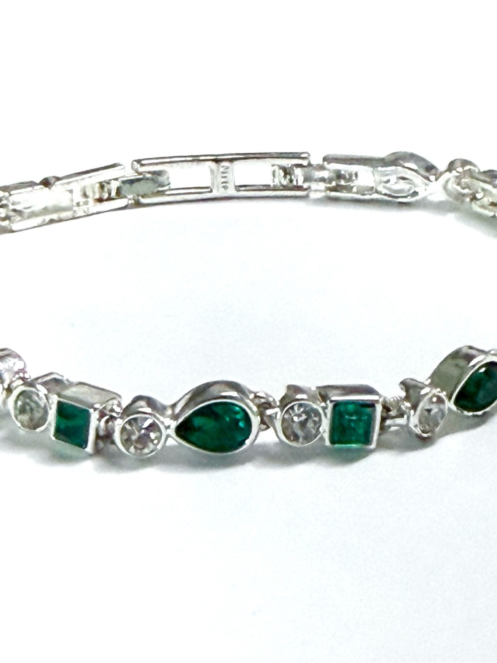Vintage NRO Signed Emerald Green Clear Rhinestone Tennis Bracelet Silver Tone